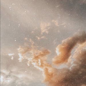 Meet your Posher, Liana